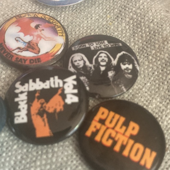 Black Sabbath quiet riot pulp fiction pin button collection of 8 - Picture 5 of 7